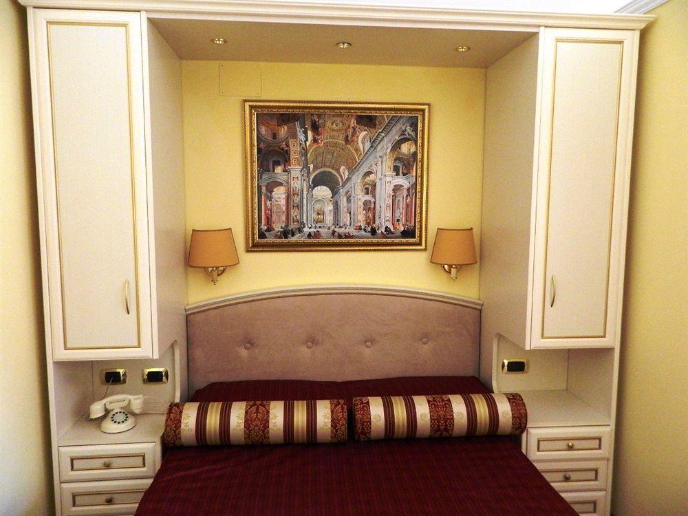 Relais Frattina 2* Rom